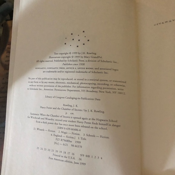 🎃🍎Harry Potter & the Chamber of Secrets 1st Ed.book w/errors? $40 or $35 w/offer - Picture 2 of 3